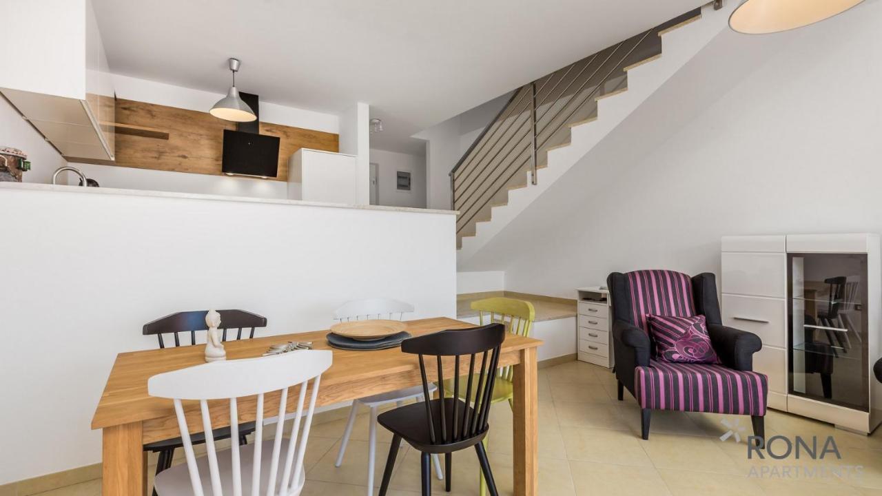 Rona Apartment Denis Umago Esterno foto